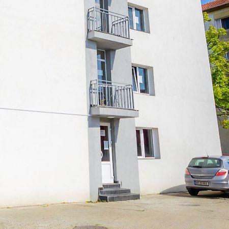 Apartament Cu O Camera 阿拉德 外观 照片